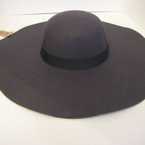 A & O International Dark Grey Felt Floppy Hat NWWT